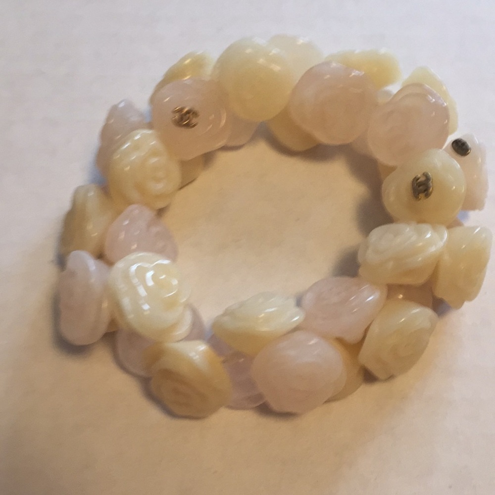 Chanel Stretch Bracelet Pink and White - Picture 6 of 13